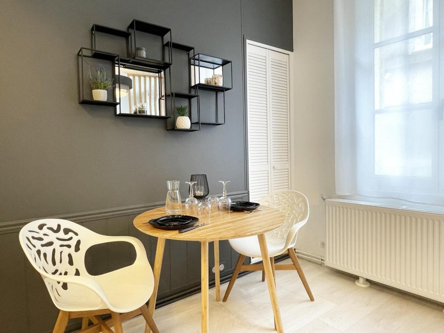 Le Saint Pierre Apartment Chartres Exterior photo